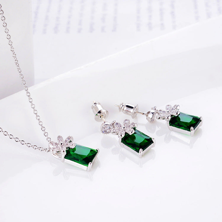 Zirconium Flower Earrings & Necklace Set | Gold-Plated Jewelry Pakistan