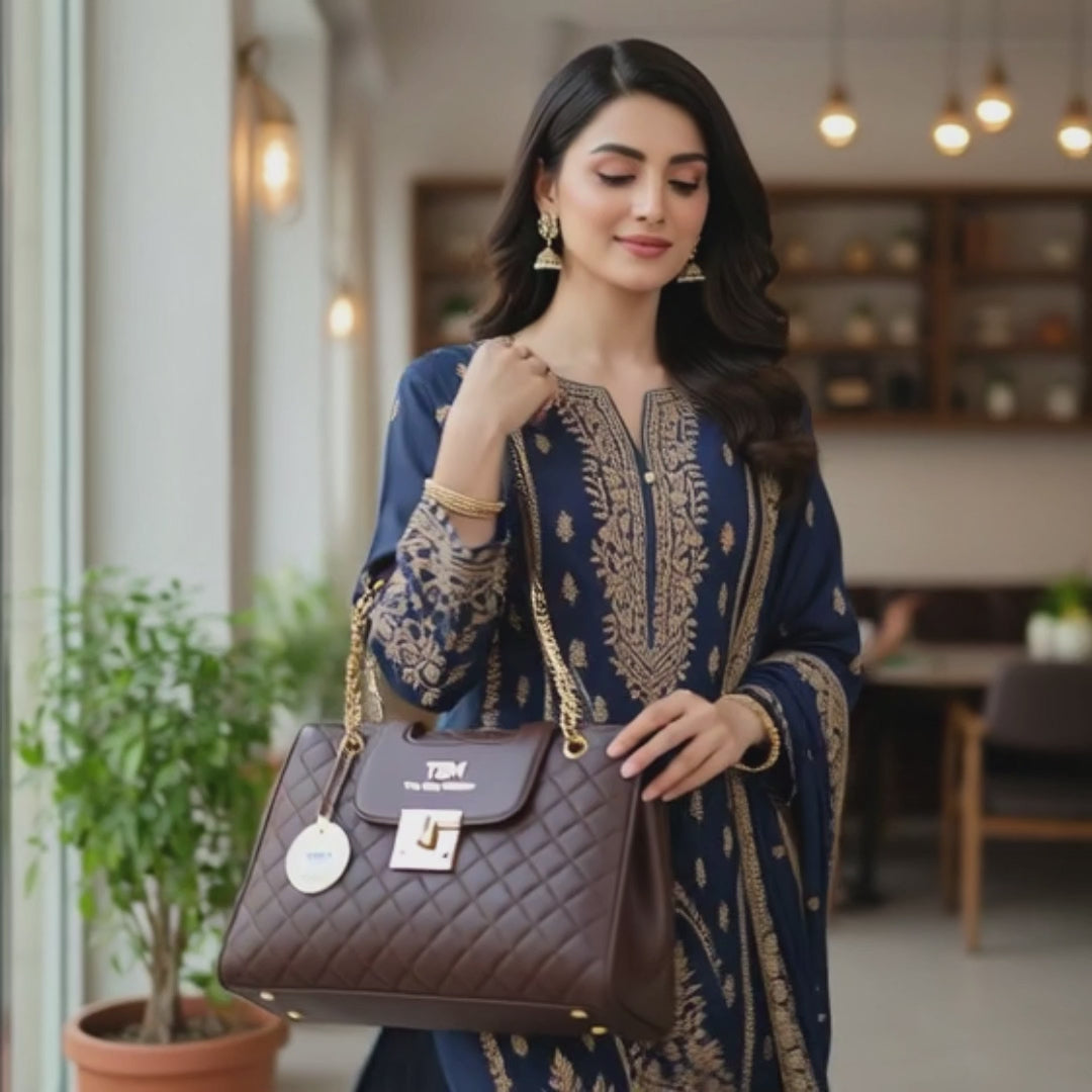 Women is walking hanging the Brown Hangbag